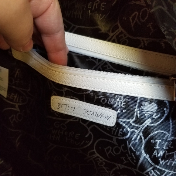 EUC- Betsey Johnson Backpack - Picture 9 of 11